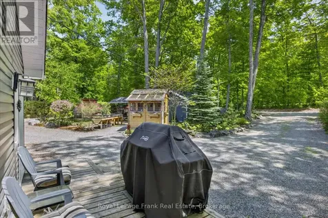 944 Birchcliff Drive Douro-dummer ON K0L 2H0