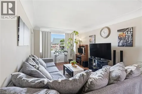 133 Beland Avenue South Hamilton ON L8K 3T5