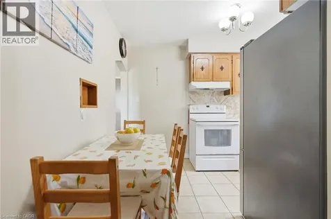 133 Beland Avenue South Hamilton ON L8K 3T5