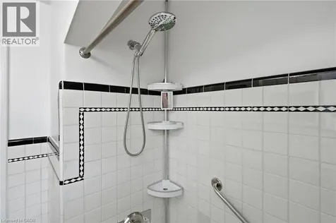 133 Beland Avenue South Hamilton ON L8K 3T5