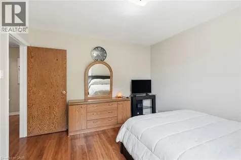 133 Beland Avenue South Hamilton ON L8K 3T5