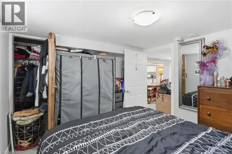 133 Beland Avenue South Hamilton ON L8K 3T5