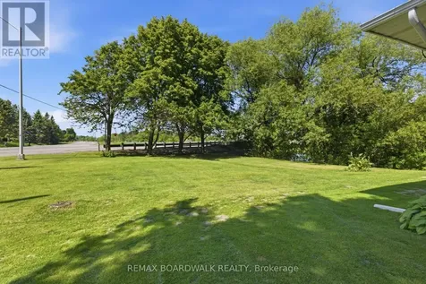 6568 Old Richmond Road Ottawa ON K0A 2Z0
