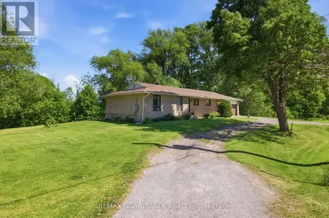 6568 Old Richmond Road Ottawa ON K0A 2Z0