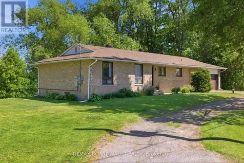 6568 Old Richmond Road Ottawa ON K0A 2Z0