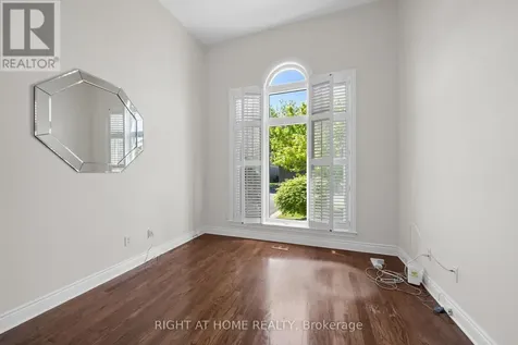 85 Brightside Avenue Ottawa ON K2S 1K2