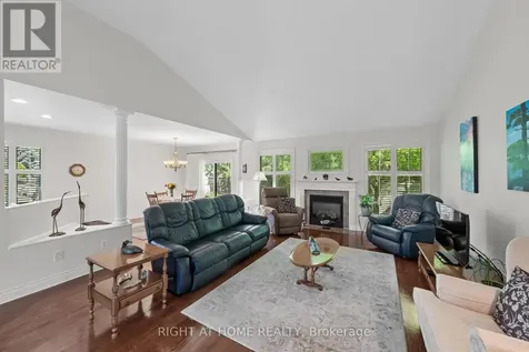 85 Brightside Avenue Ottawa ON K2S 1K2