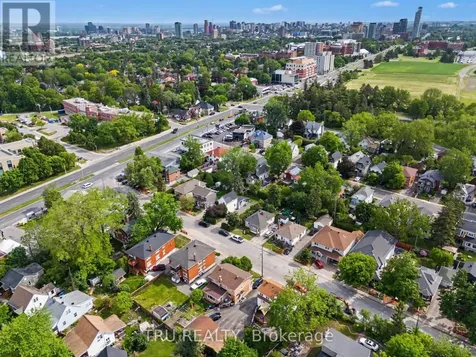 23 Anna Avenue Ottawa ON K1Z 7T5