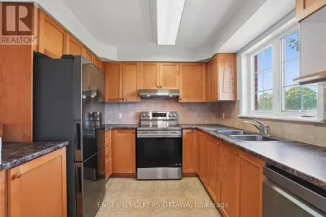 70 Edenvale Drive Ottawa ON K2K 3N7
