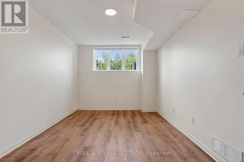 70 Edenvale Drive Ottawa ON K2K 3N7