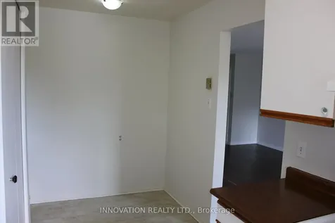 260 Brittany Drive Ottawa ON K1K 4M2
