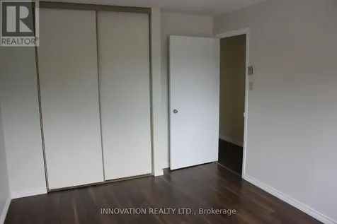 260 Brittany Drive Ottawa ON K1K 4M2