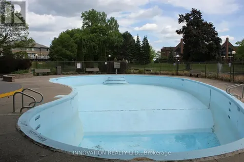 260 Brittany Drive Ottawa ON K1K 4M2