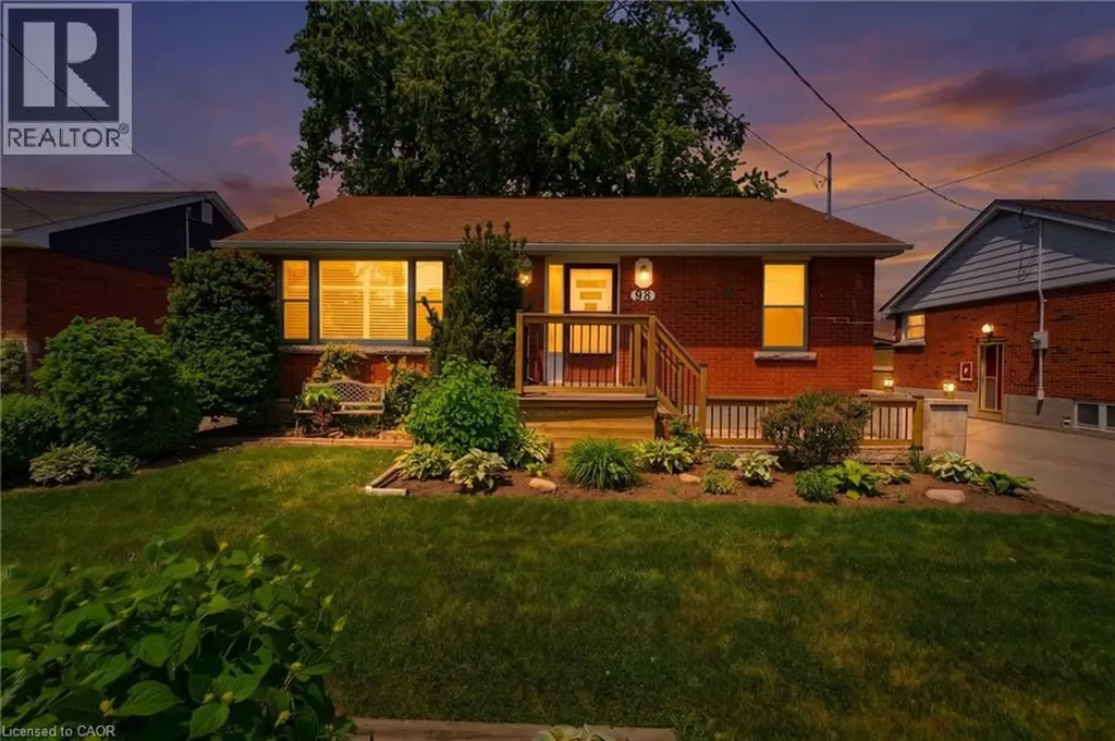 98 Wise Crescent Hamilton ON L8T 2L8