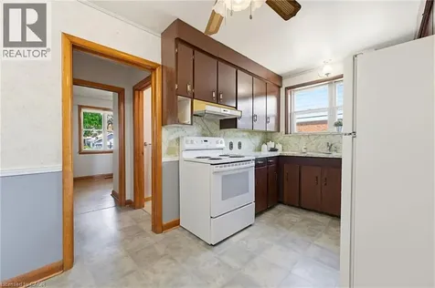 98 Wise Crescent Hamilton ON L8T 2L8