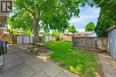 98 Wise Crescent Hamilton ON L8T 2L8