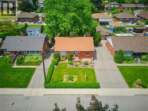 98 Wise Crescent Hamilton ON L8T 2L8