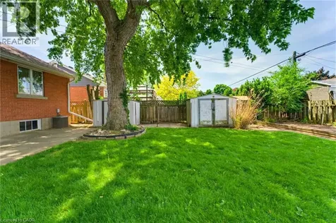98 Wise Crescent Hamilton ON L8T 2L8