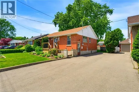 98 Wise Crescent Hamilton ON L8T 2L8