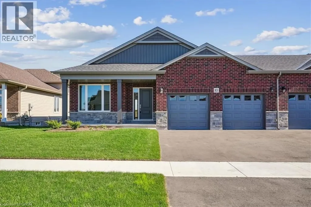 10 Michelle's Way Hagersville ON N0A 1H0