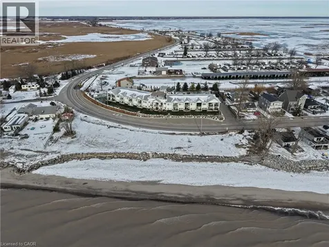 12 Erie Boulevard Long Point ON N0E 1M0