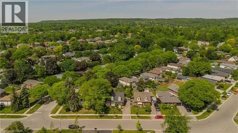 1319 Janina Boulevard Burlington ON L7P 1K5