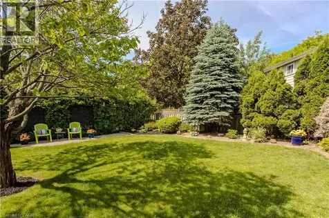 1319 Janina Boulevard Burlington ON L7P 1K5