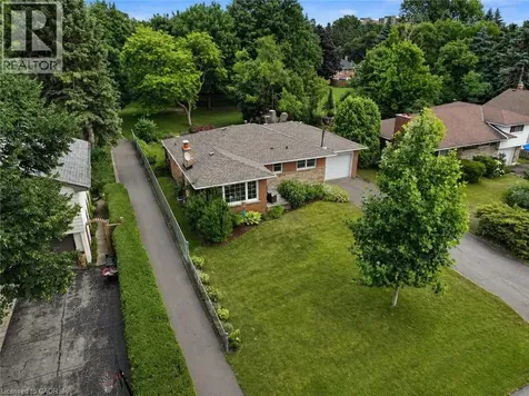 1063 Maplehurst Avenue Burlington ON L7T 3G3