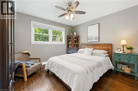 1063 Maplehurst Avenue Burlington ON L7T 3G3