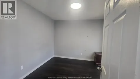 1018 California Avenue Windsor ON N9B 2Z7