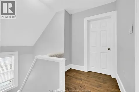 1341 Mckay Windsor ON N9B 2B1
