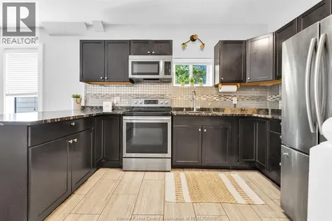 1341 Mckay Windsor ON N9B 2B1