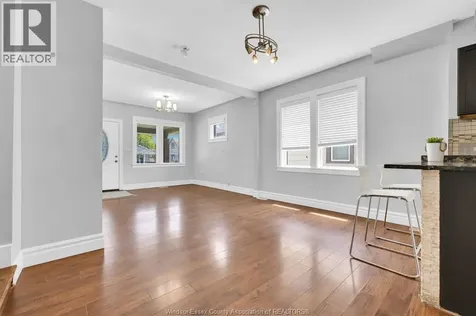 1341 Mckay Windsor ON N9B 2B1