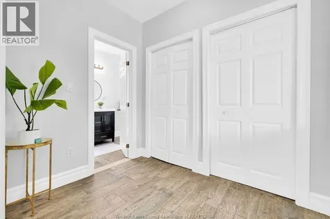 1341 Mckay Windsor ON N9B 2B1