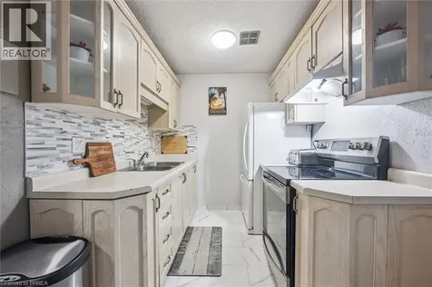 893 Concession Street Hamilton ON L8V 1E7