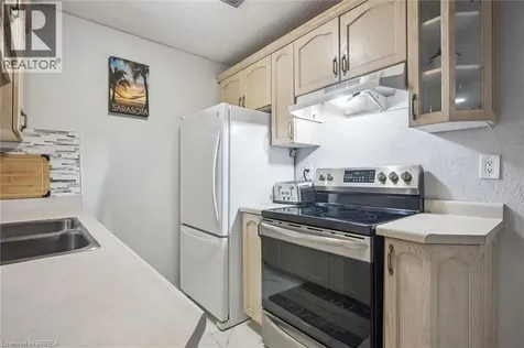 893 Concession Street Hamilton ON L8V 1E7