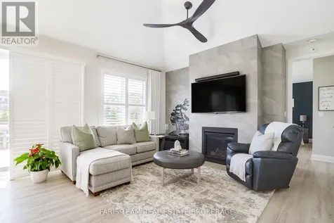 107 Stillwater Crescent Blue Mountains ON L9Y 4P5