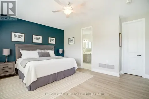 107 Stillwater Crescent Blue Mountains ON L9Y 4P5