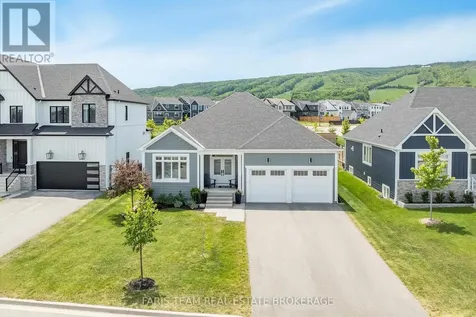 107 Stillwater Crescent Blue Mountains ON L9Y 4P5