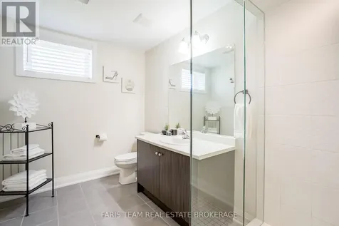 107 Stillwater Crescent Blue Mountains ON L9Y 4P5
