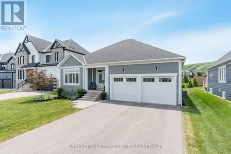 107 Stillwater Crescent Blue Mountains ON L9Y 4P5