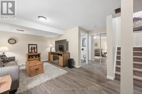 236 Kingswood Drive Kitchener ON N2E 2K2