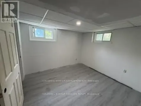 1437 Kingsdale Avenue Ottawa ON K1T 1G8