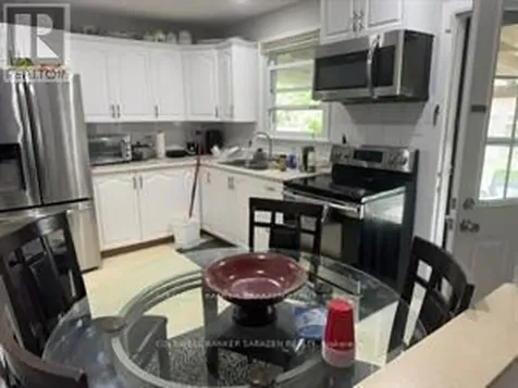 1437 Kingsdale Avenue Ottawa ON K1T 1G8