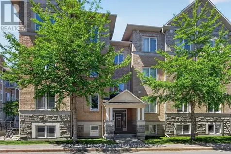 176 Paseo Private Ottawa ON K2G 4N7