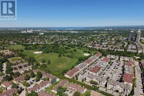 176 Paseo Private Ottawa ON K2G 4N7