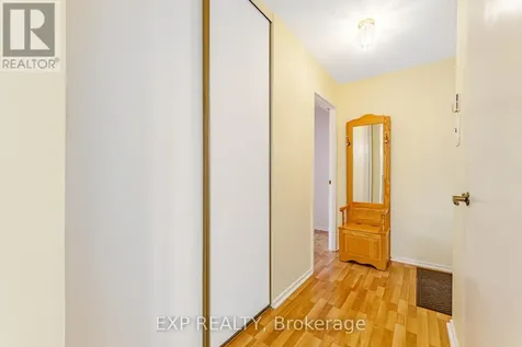 915 Elmsmere Road Ottawa ON K1J 8H8