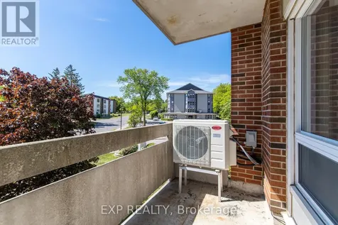 915 Elmsmere Road Ottawa ON K1J 8H8