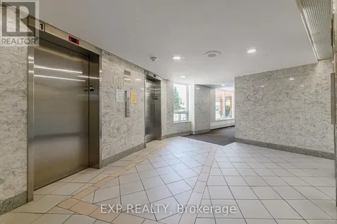 915 Elmsmere Road Ottawa ON K1J 8H8