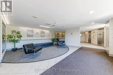 915 Elmsmere Road Ottawa ON K1J 8H8